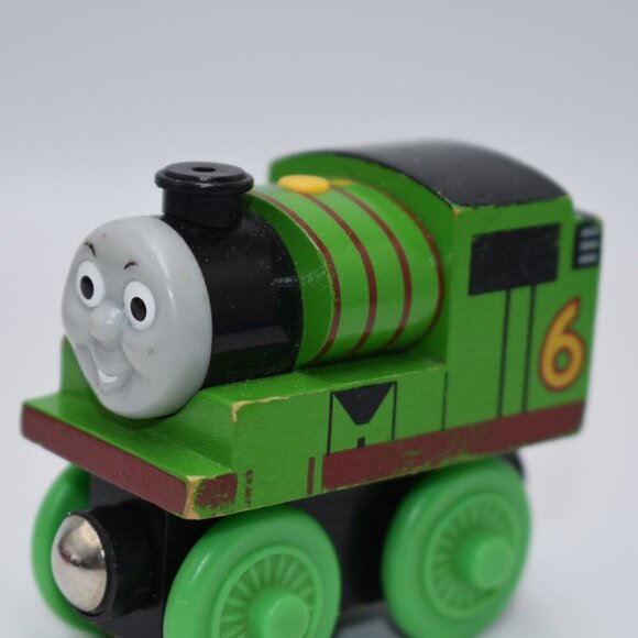 PERCY Early Engineer Thomas & Friends Wooden Railway Train Tank Engine 2009 - Picture 2 of 9